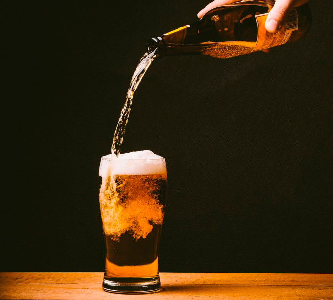Vino Vs. Cerveza Vino Vs. Cerveza